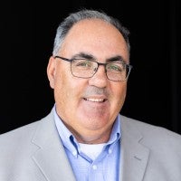 Fernando Castanheira Headshot